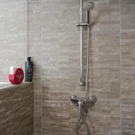 Mar Wifi Free , Private Bathroom And Terrace شقة
