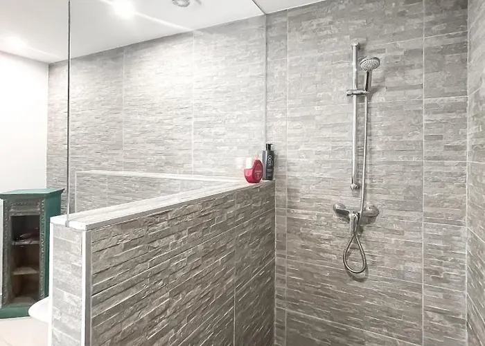 Mar Wifi Free , Private Bathroom And Terrace Apartmán