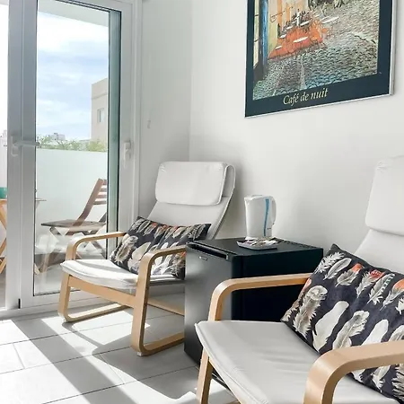 Mar Wifi Free , Private Bathroom And Terrace *