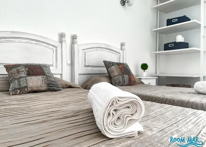 Mar Wifi Free , Private Bathroom And Terrace Apartment *